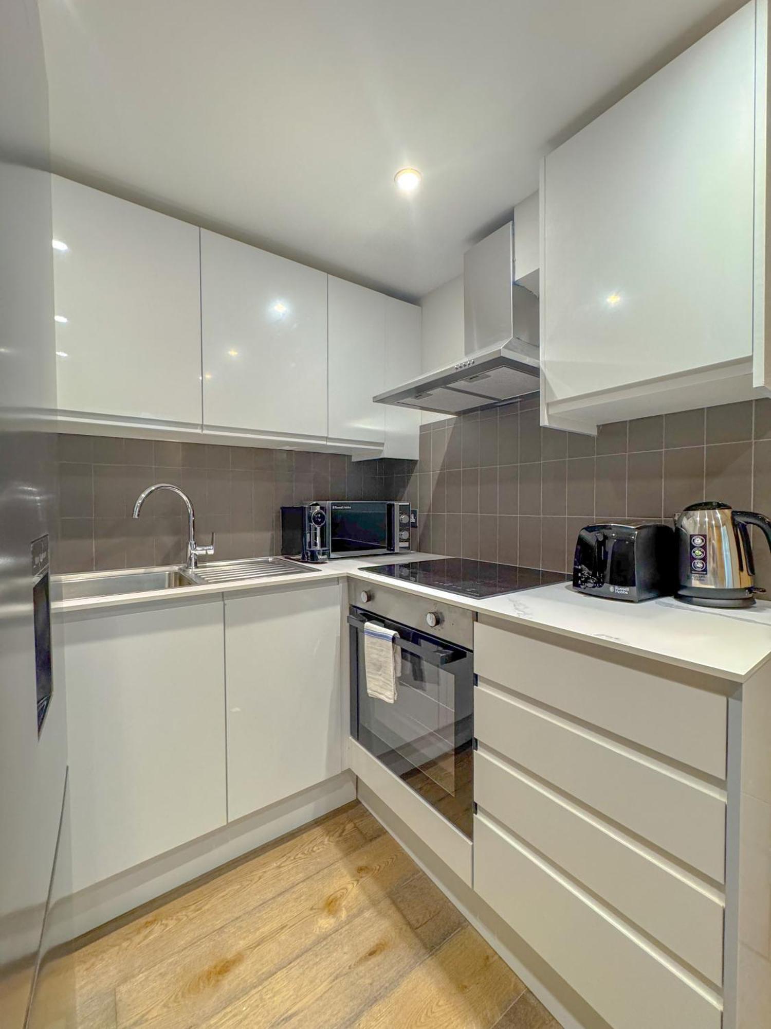 Whitfield Apartment *